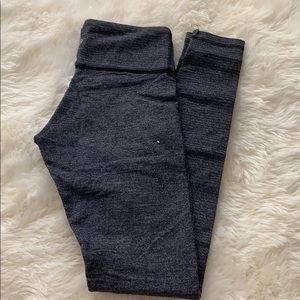 Lululemon wunder under pique